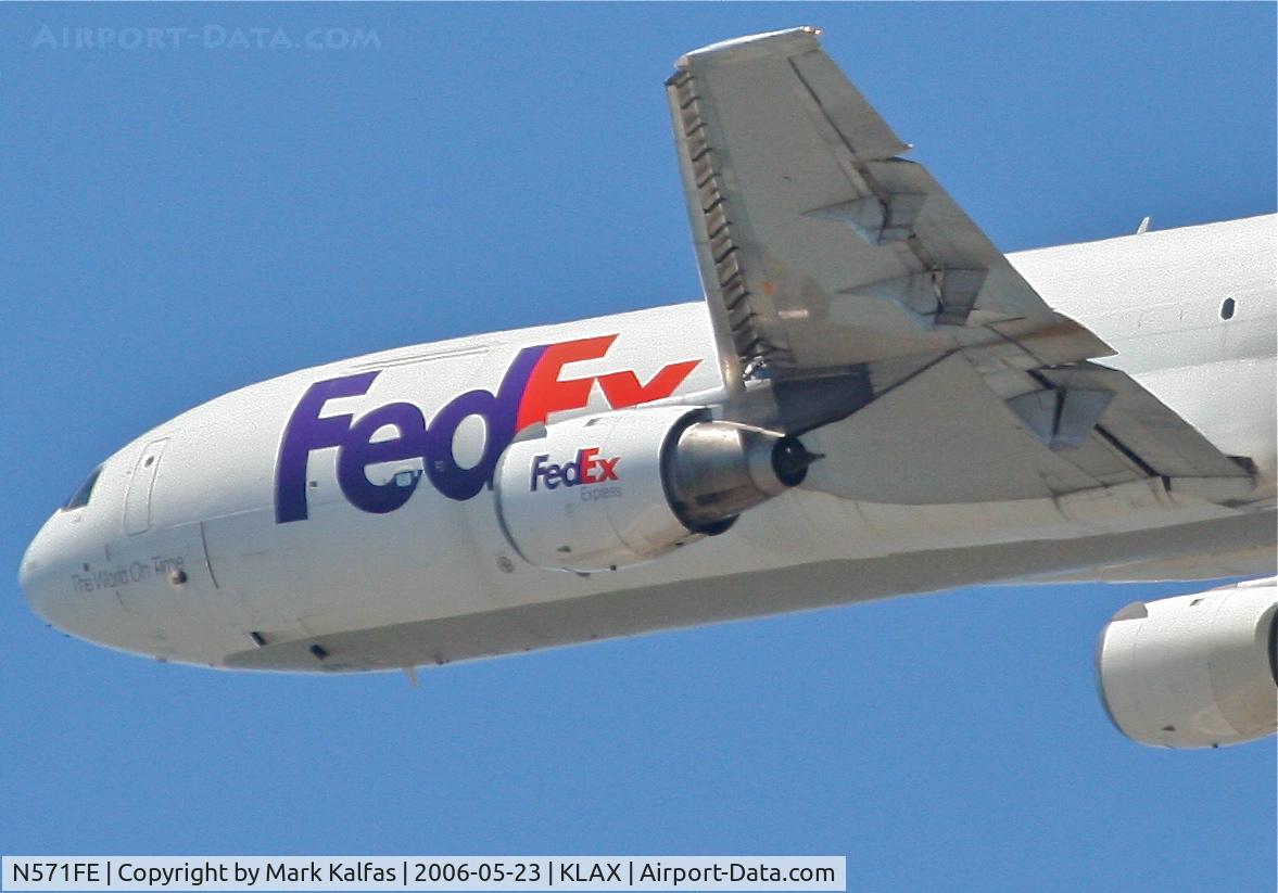 N571FE, 1980 McDonnell Douglas MD-10-10F C/N 47830, FedEx Mcdonnell Douglas MD-10-10F, N571FE 25L departure KLAX.
