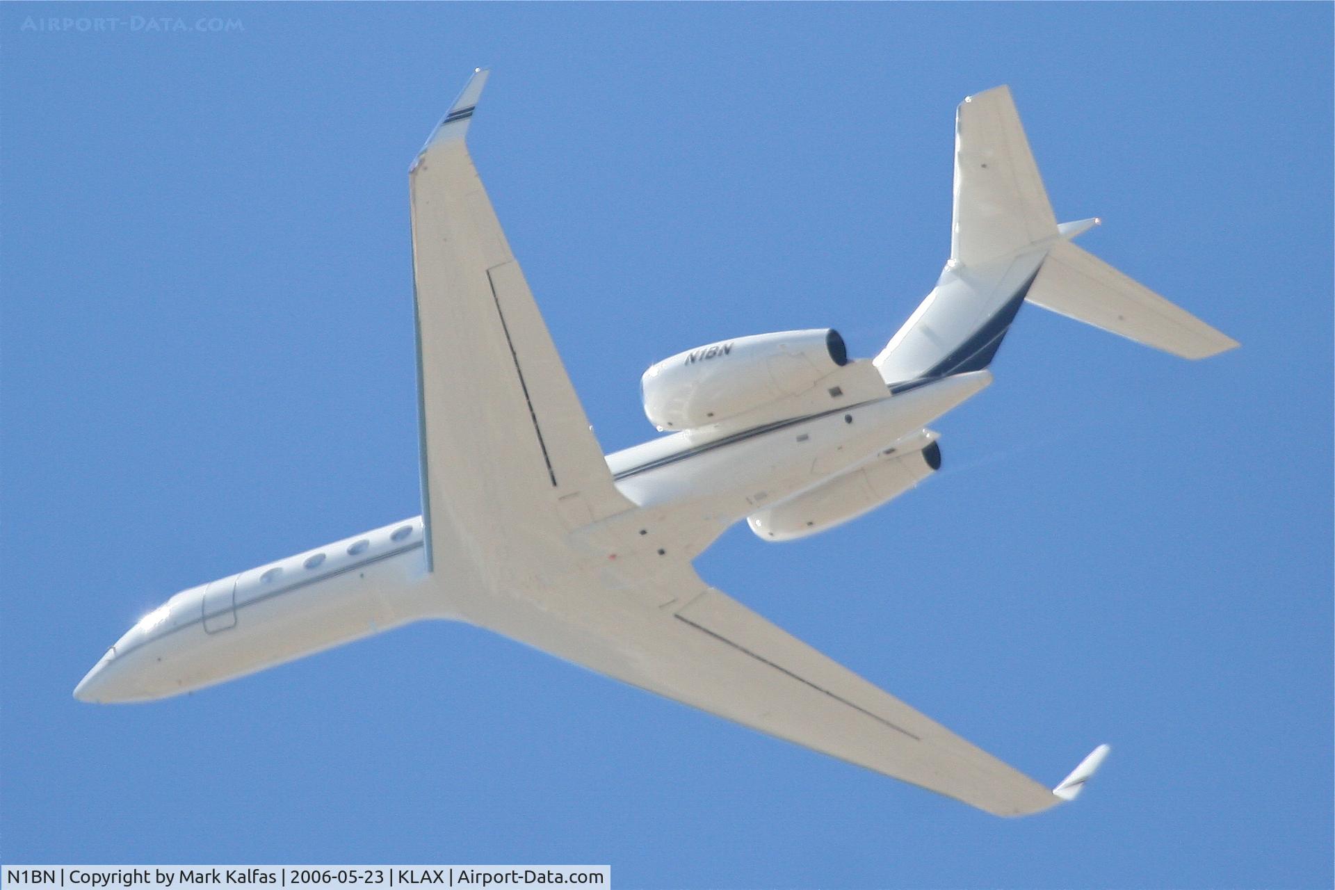 N1BN, 2004 Gulfstream Aerospace GV-SP (G550) C/N 5036, GC Air LLC, Gulfstream Aerospace G-V-SP, N1BN, 25L departure KLAX.