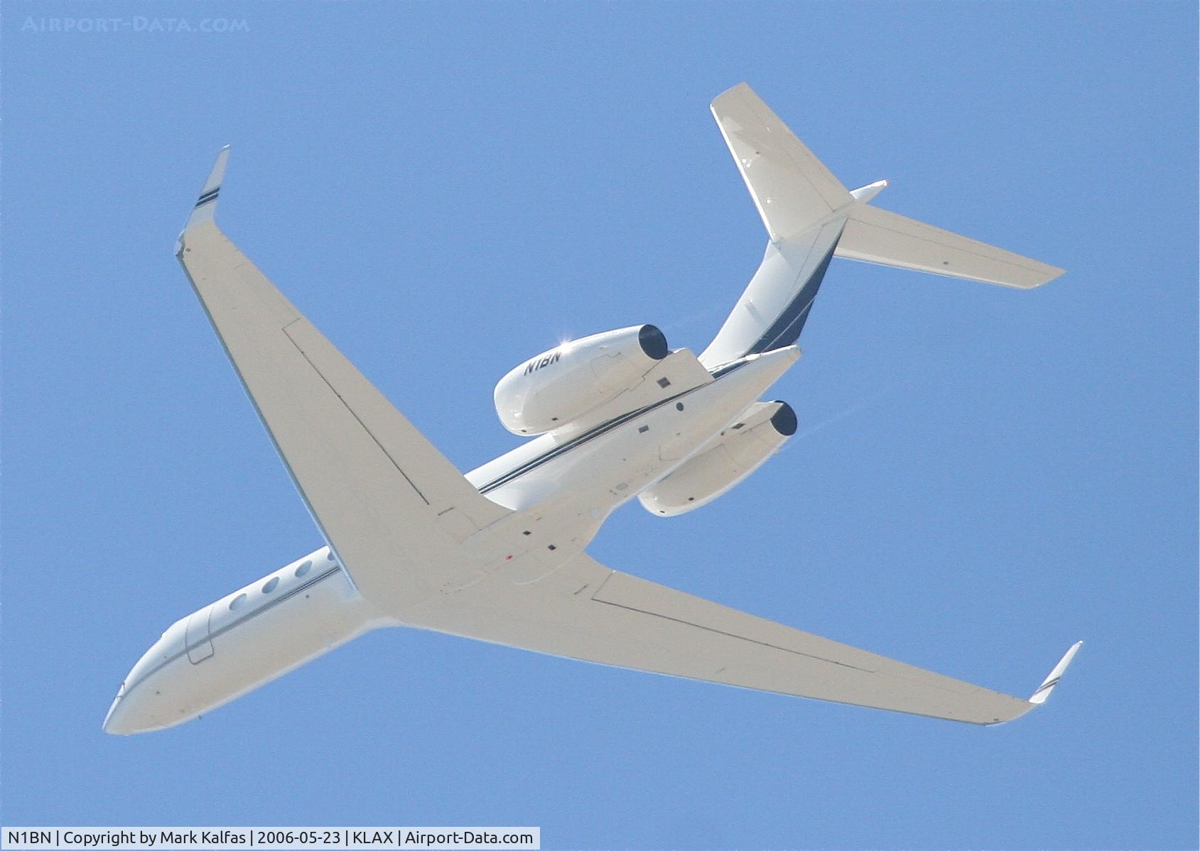 N1BN, 2004 Gulfstream Aerospace GV-SP (G550) C/N 5036, GC Air LLC, Gulfstream Aerospace G-V-SP, N1BN, 25L departure KLAX.