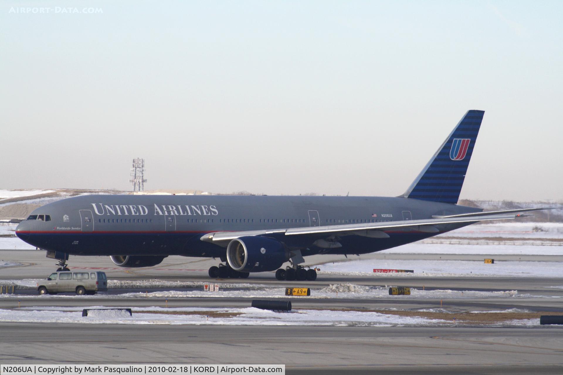 N206UA, 1999 Boeing 777-222/ER C/N 30212, Boeing 777-200