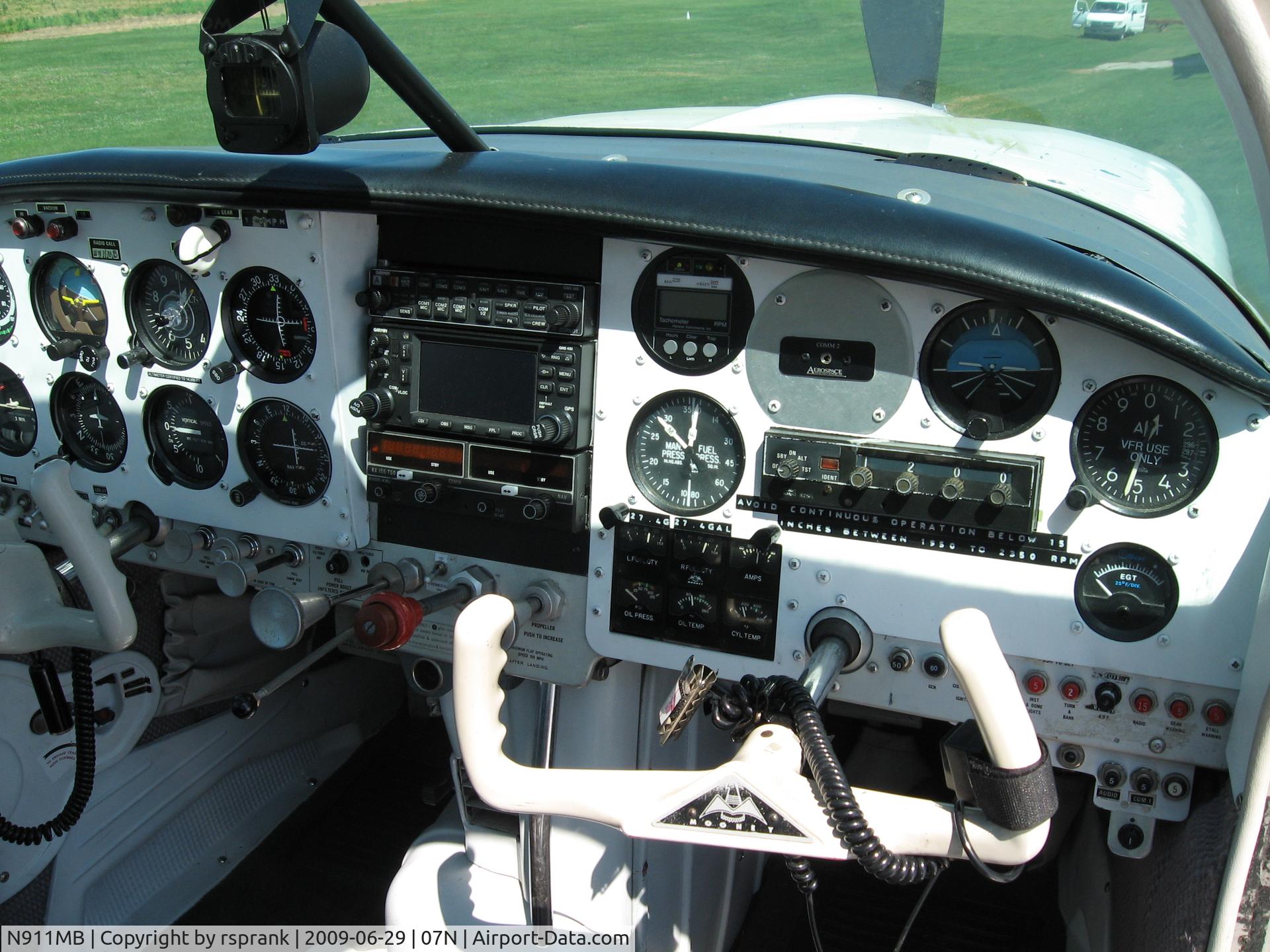 N911MB, 1966 Mooney M20F Executive C/N 670042, Interior photo