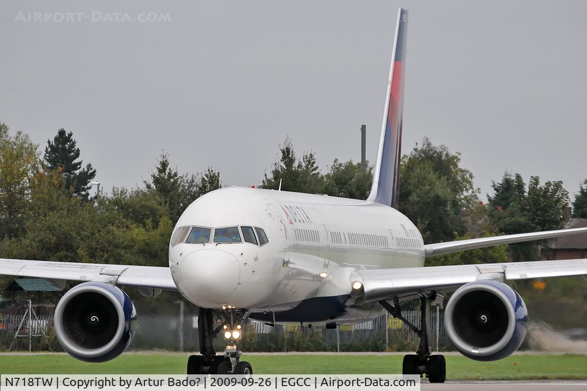 N718TW, 1999 Boeing 757-231 C/N 28486, Delta