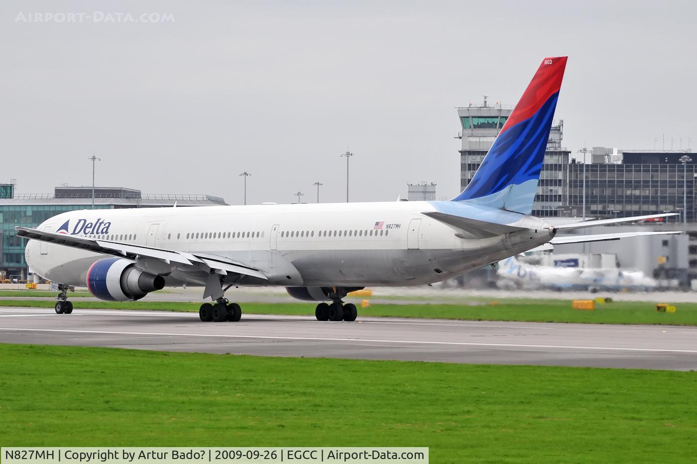 N827MH, 2001 Boeing 767-432/ER C/N 29705, Delta