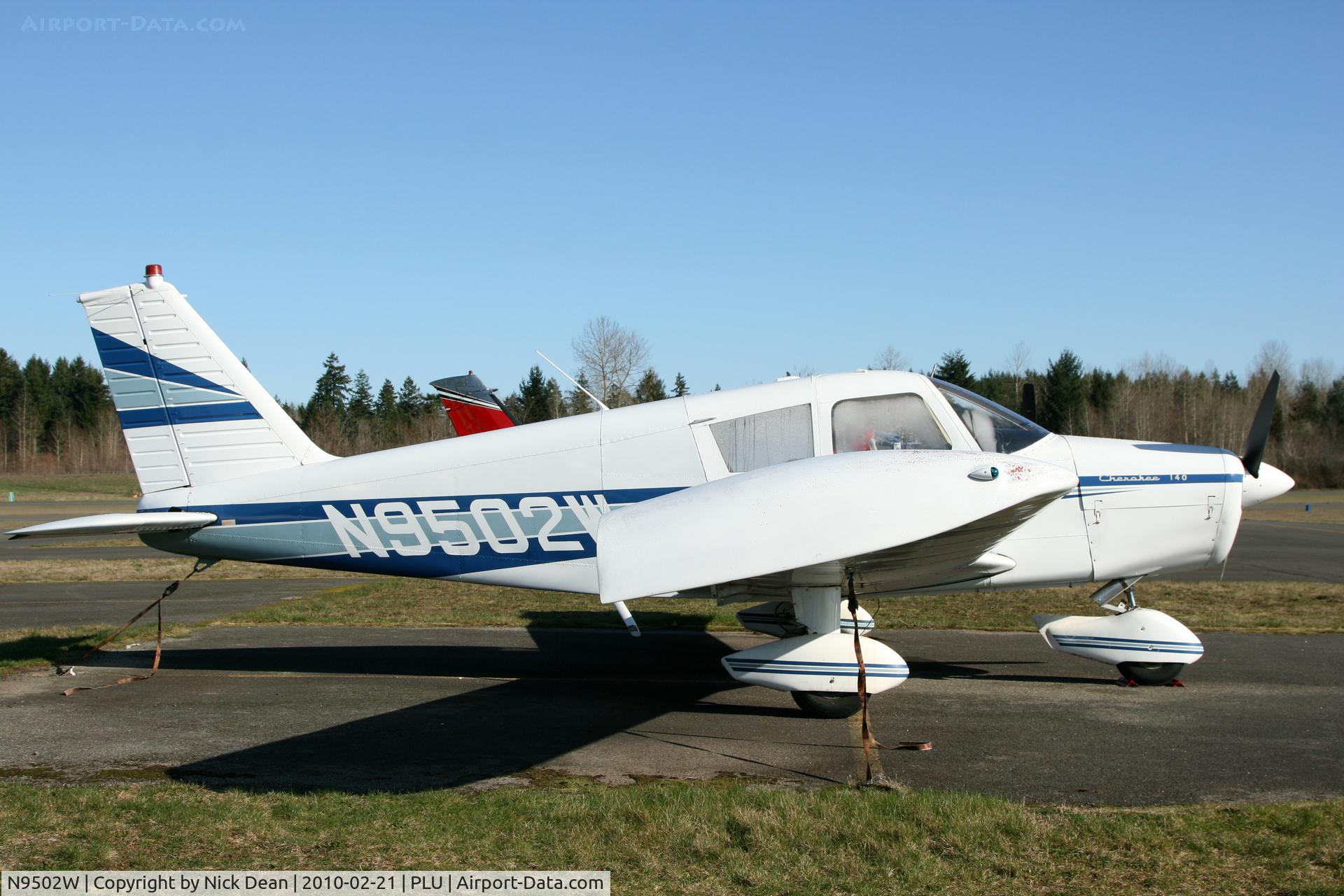 N9502W, Piper PA-28-140 C/N 28-22924, 1S0