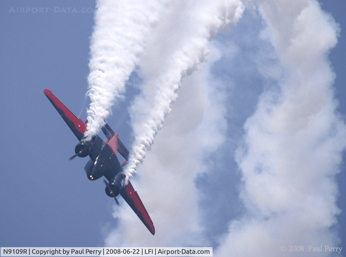 N9109R, 1943 Beech C18S (AT-7C) C/N 4383 (5676), Putting her through her paces once again