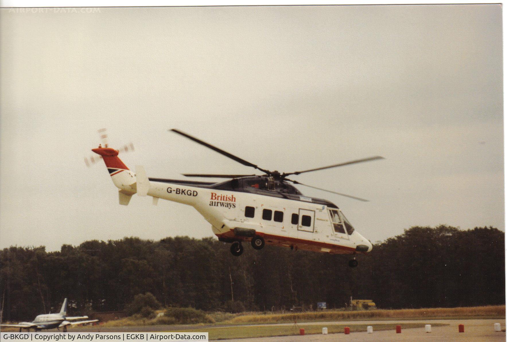 G-BKGD, 1982 Westland WG-30-100 C/N 002, Operating the British Grand Prix shuttle to Brands Hatch