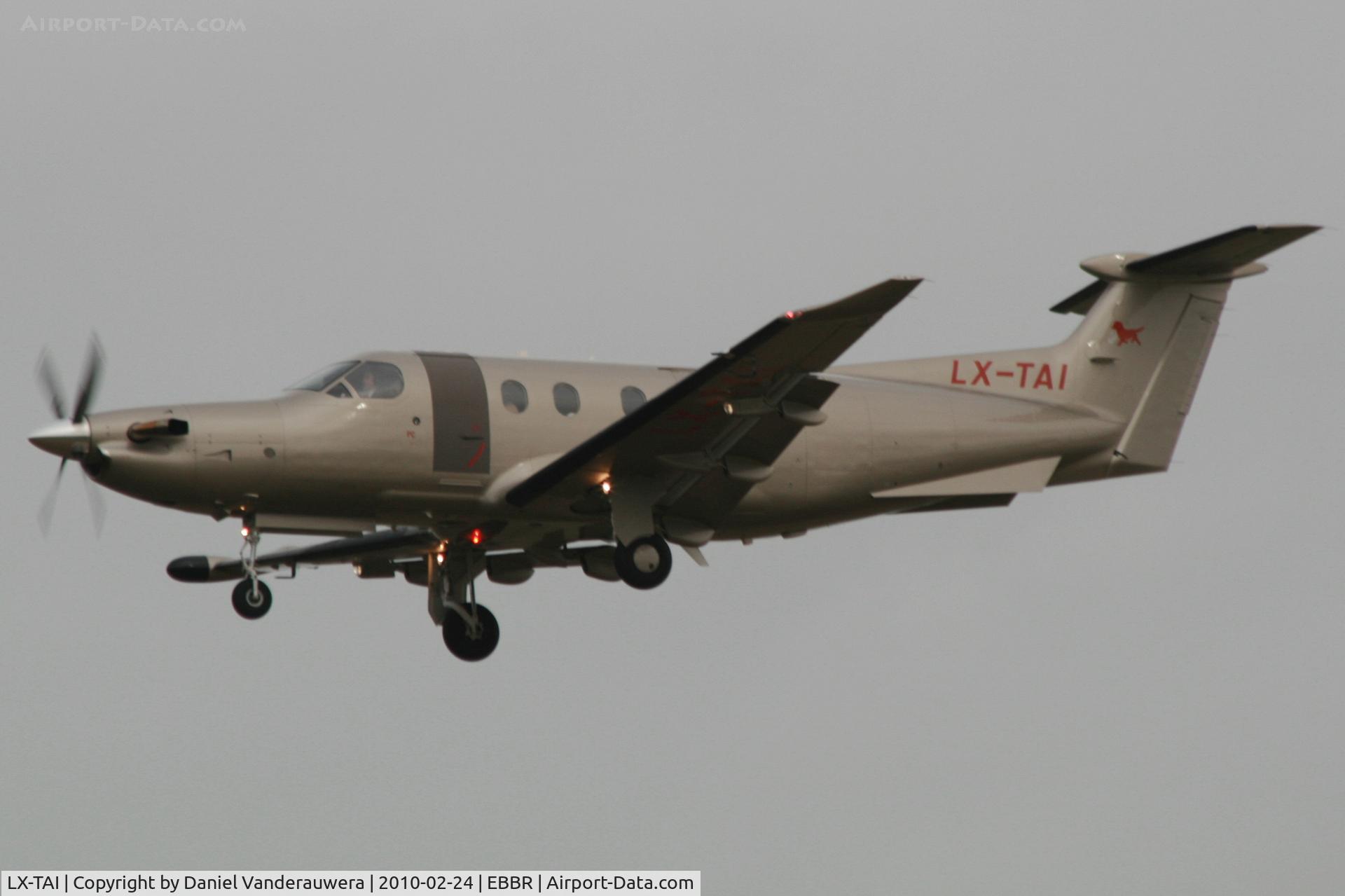 LX-TAI, 2008 Pilatus PC-12/47E C/N 1008, Arrival to RWY 25L