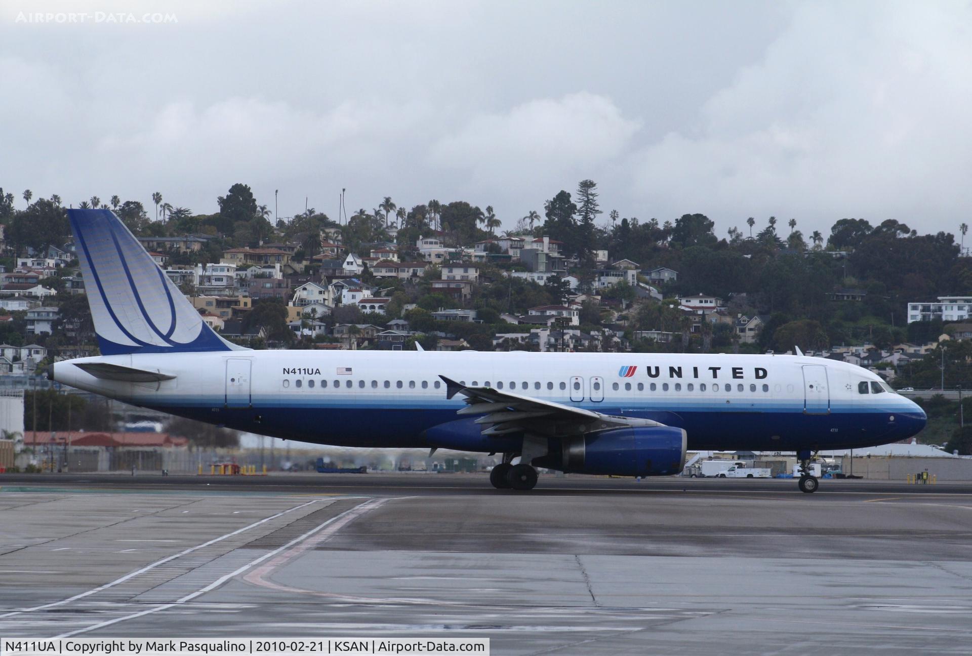 N411UA, 1994 Airbus A320-232 C/N 464, Airbus A320
