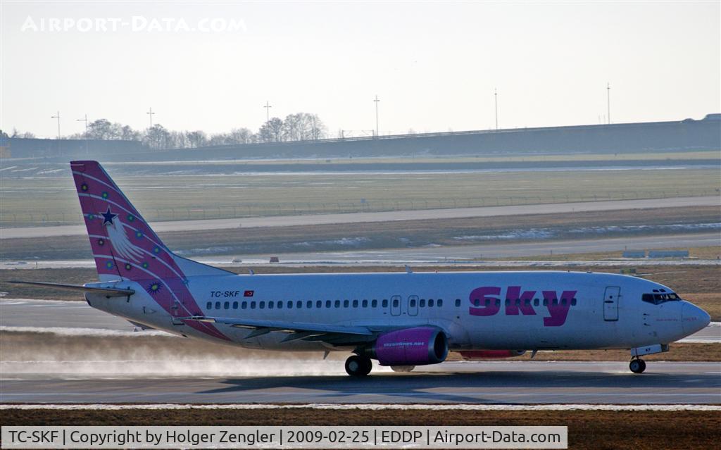 TC-SKF, 1993 Boeing 737-4Q8 C/N 26291/2513, Full throttle for a ride to Antalya/Turkey