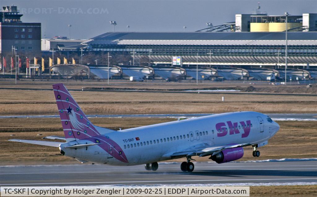 TC-SKF, 1993 Boeing 737-4Q8 C/N 26291/2513, Here we go!