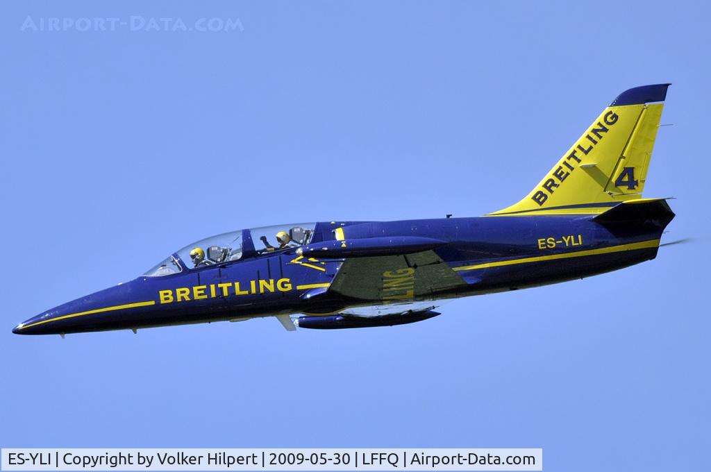 ES-YLI, Aero L-39 Albatros C/N 691876, Breitling Team