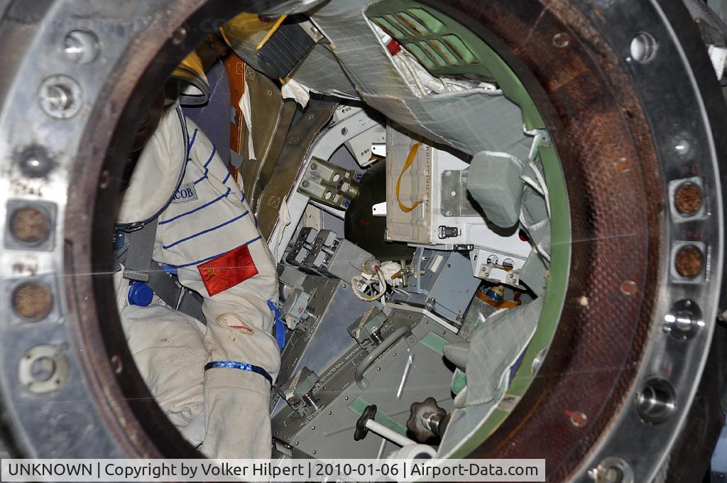 UNKNOWN, 1980 Soyuz 35 C/N 35, SOYUZ-35 at Museum Budapest