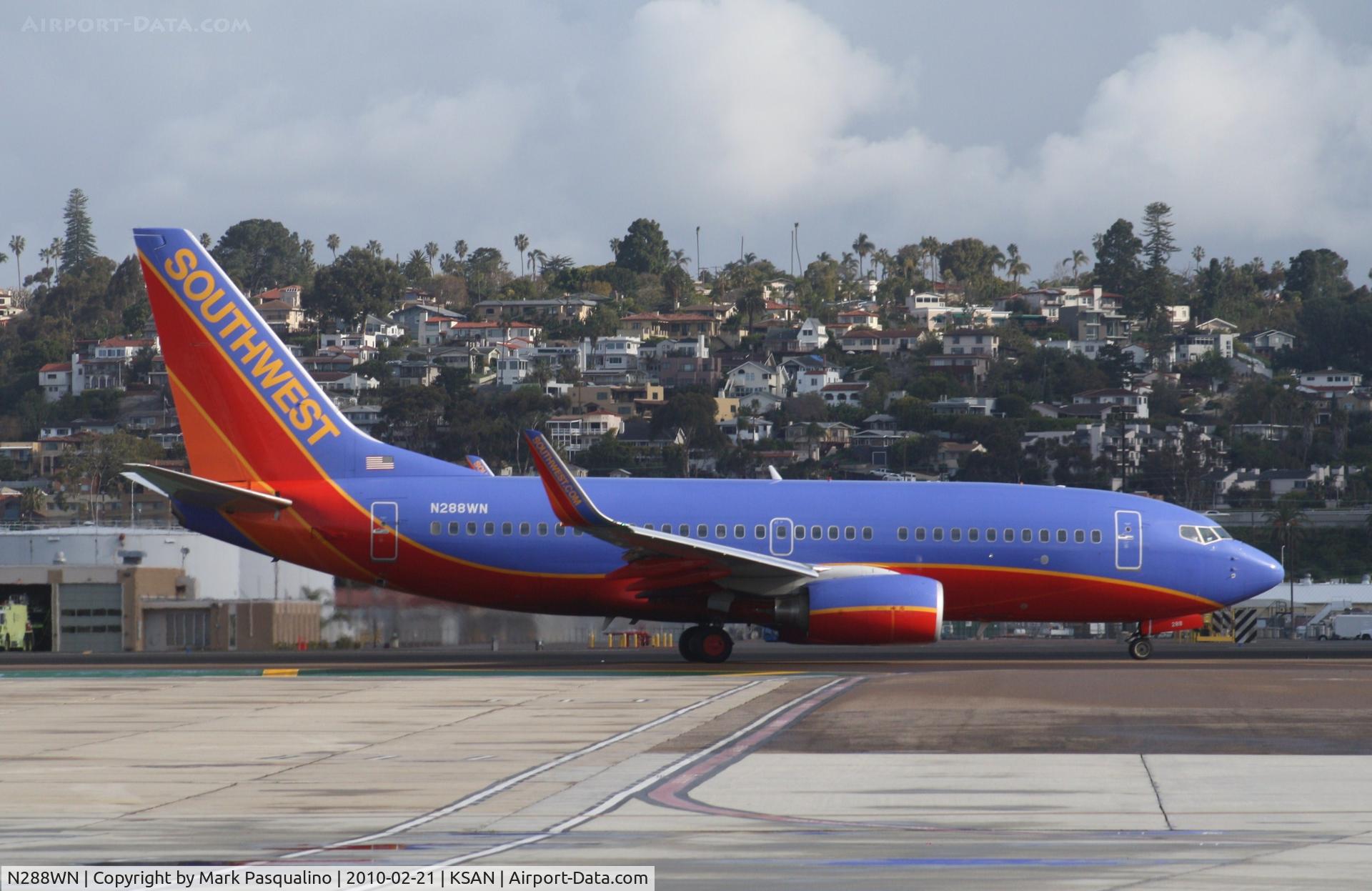 N288WN, 2007 Boeing 737-7H4 C/N 36611, Boeing 737-700