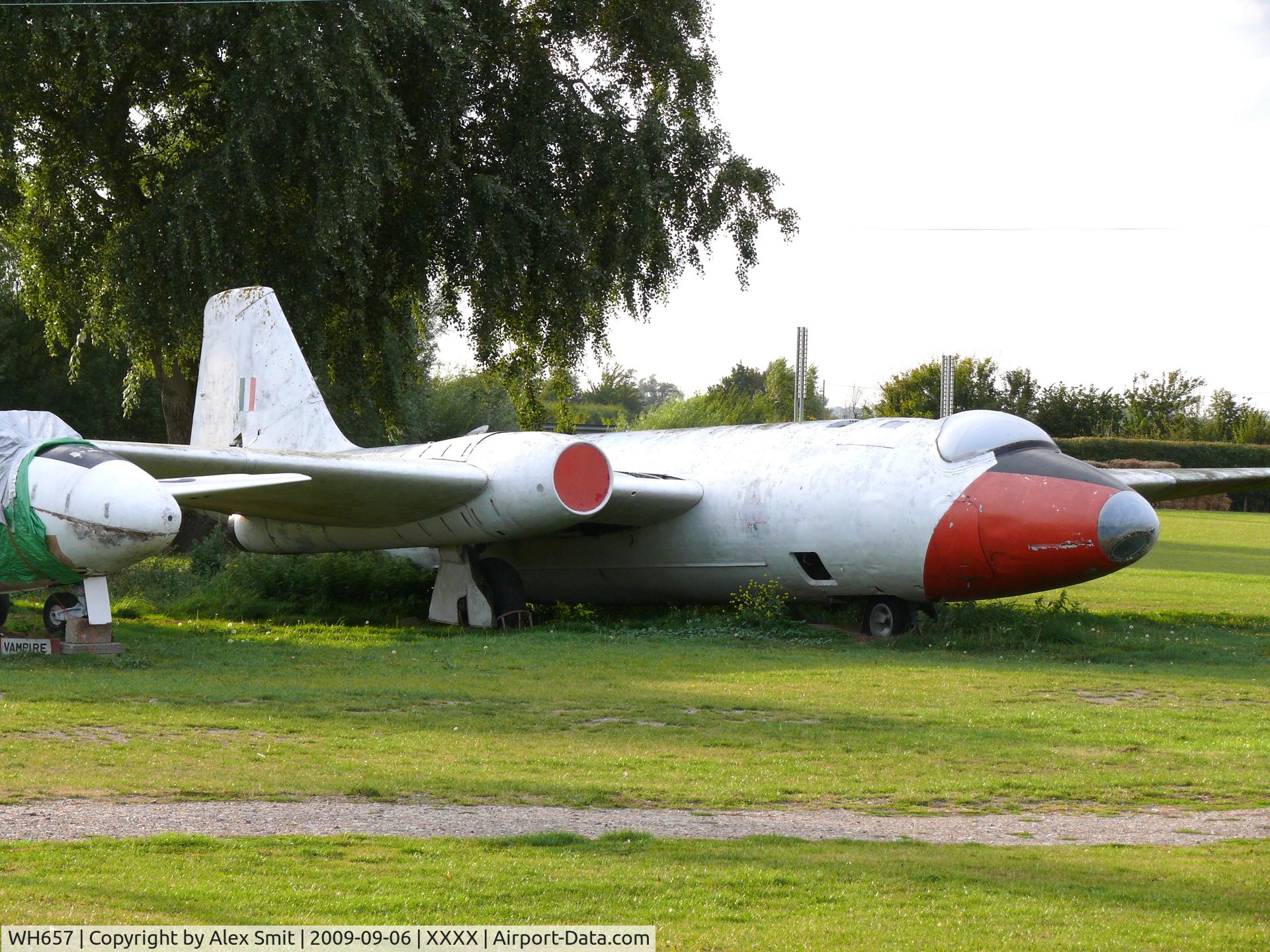 WH657, English Electric Canberra B.2 C/N EEP71130, English Electric Canberra B2 WH657 Royal Air Force