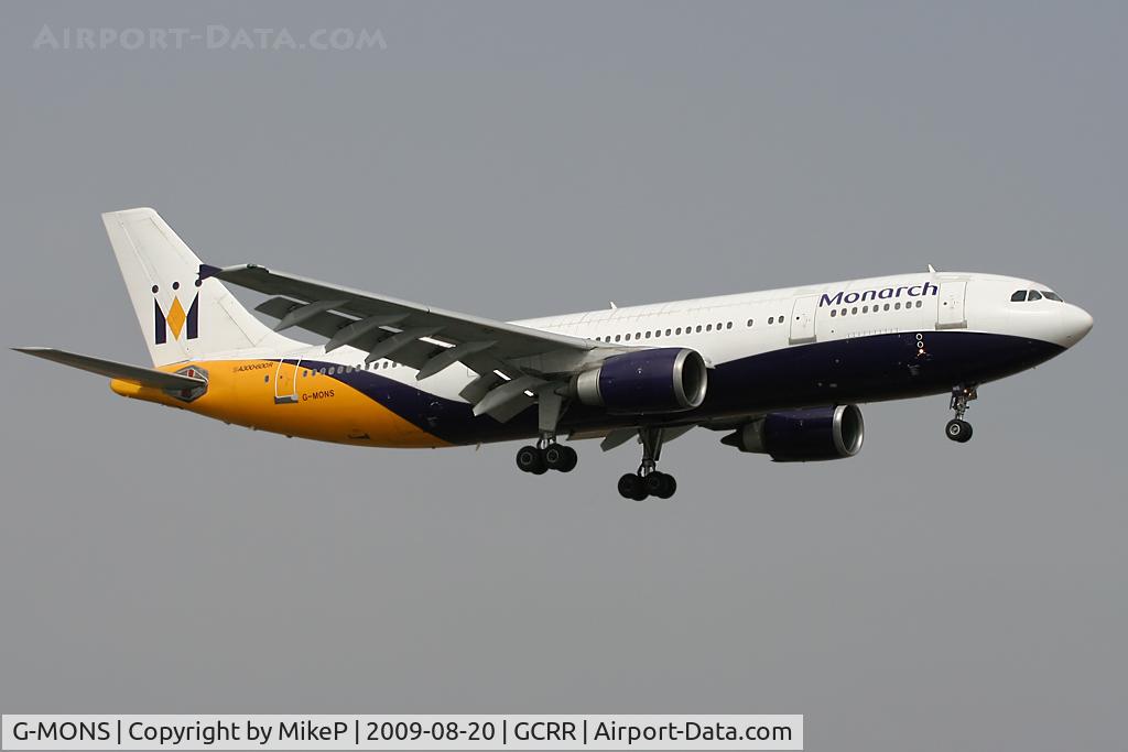 G-MONS, 1989 Airbus A300B4-605R C/N 556, Final approach to Runway 03.