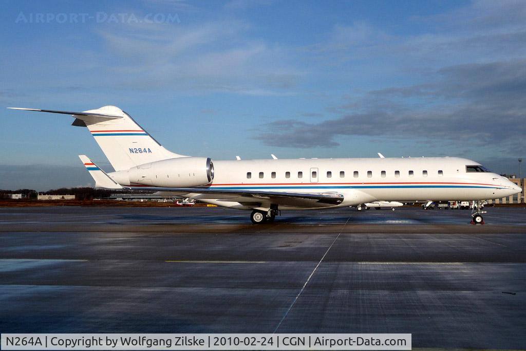 N264A, 2000 Bombardier BD-700-1A10 Global Express C/N 9064, visitor