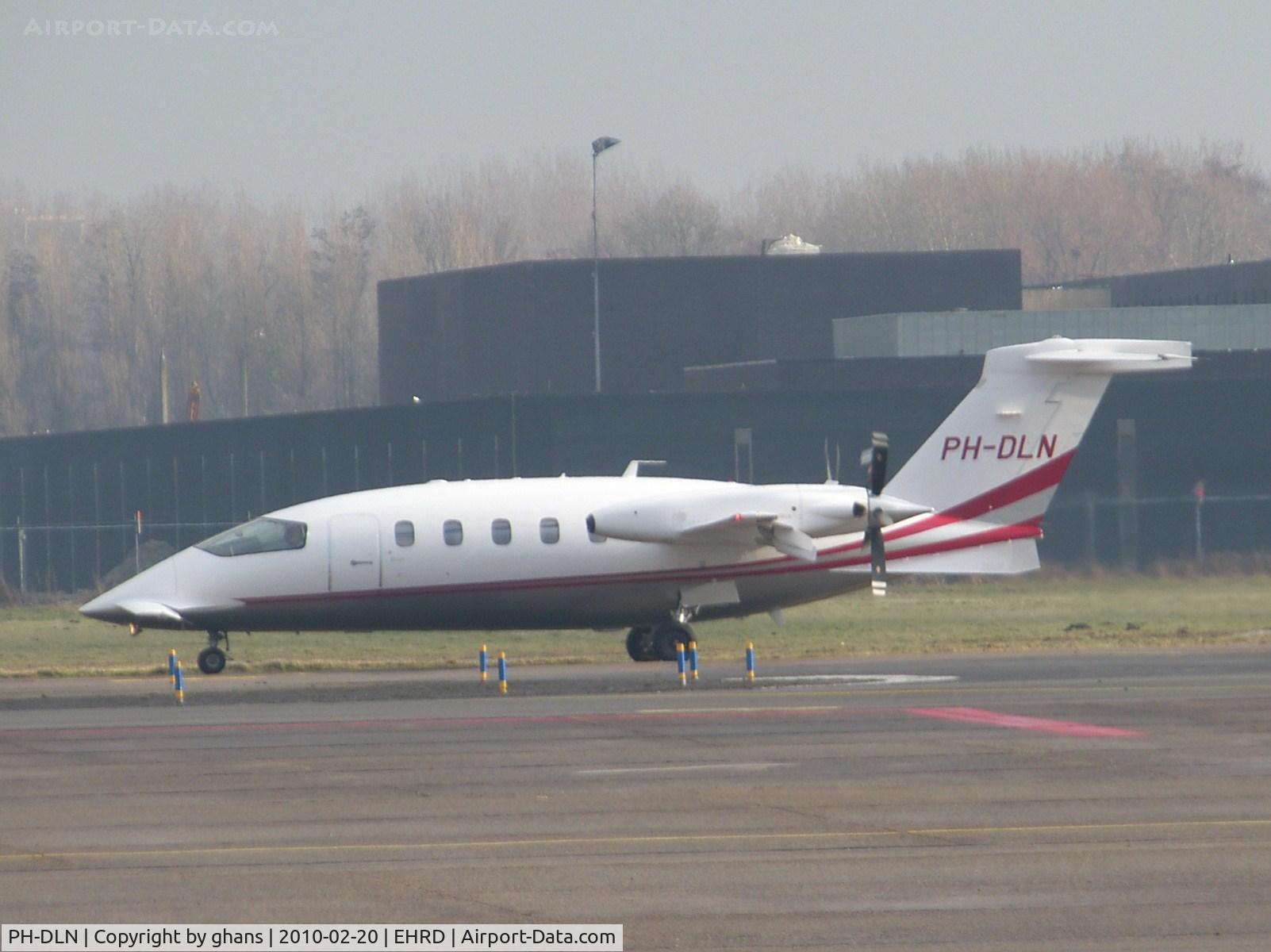 PH-DLN, 2008 Piaggio P-180 Avanti II C/N 1175, piaggio 180 cn 1175