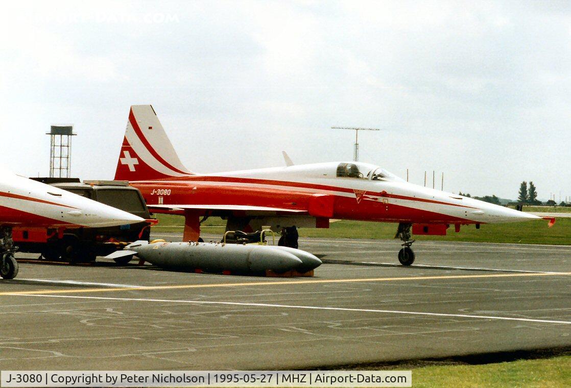 J-3080, Northrop F-5E Tiger II C/N L.1080, F-5E of the Patrouille Suisse display team on the flight-line at the 1995 Mildenhall Air Fete.