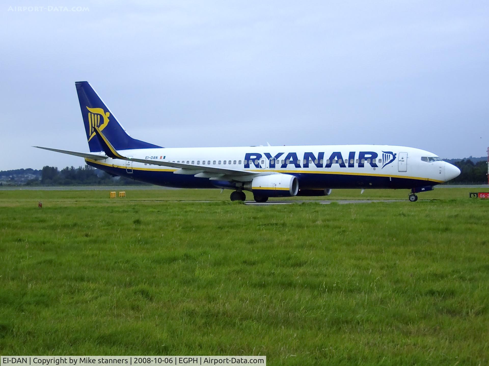 EI-DAN, 2003 Boeing 737-8AS C/N 33549, 