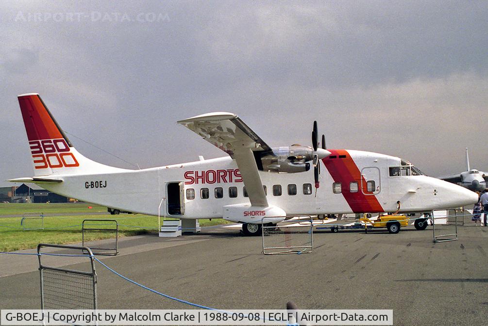 G-BOEJ, 1988 Short 360-100 C/N SH.3736, Short 360-300 at the Farnborough Air Show in 1988. Became VH-MJU .