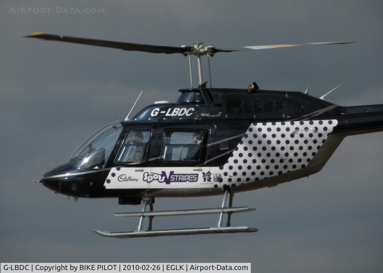 G-LBDC, 1984 Bell 206B JetRanger III C/N 3806, HEADING TOWARDS IT'S LANDING SPOT