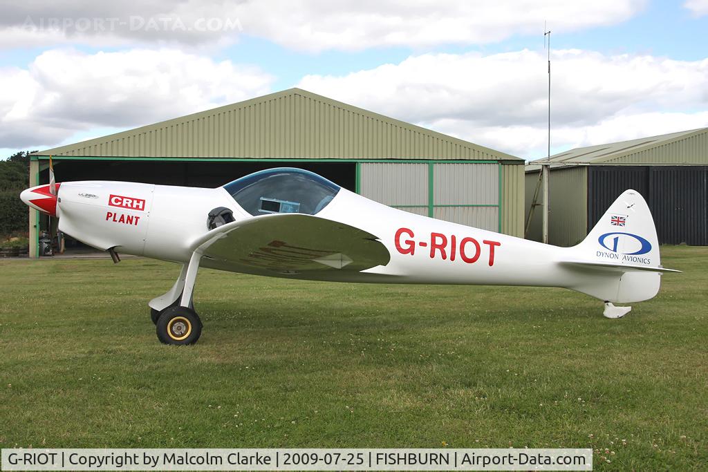 G-RIOT, 2008 Silence Twister C/N PFA 329-14700, Silence Twister. At Fishburn Airfield. UK awaiting its slot to display at the 2009 Sunderland Airshow.