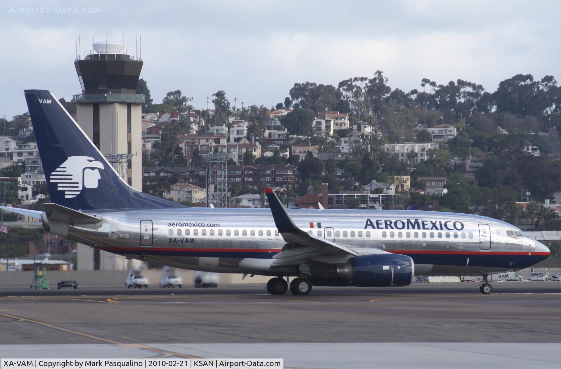 XA-VAM, 2005 Boeing 737-752 C/N 34295, Boeing 737-700