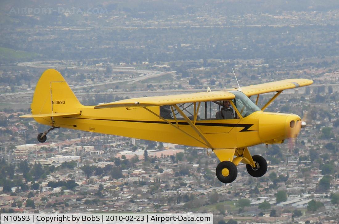 N10593, 1958 Piper L-21A C/N 18-893, Over Rialto