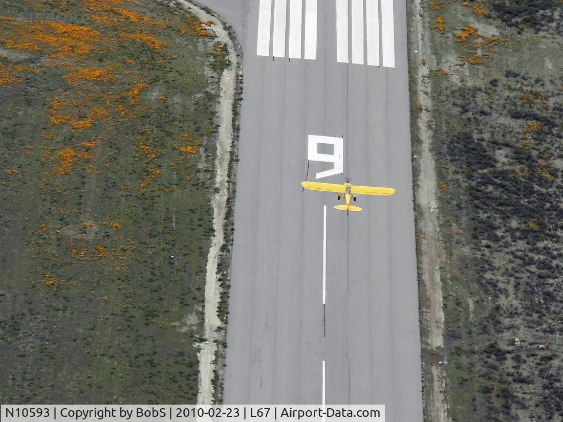 N10593, 1958 Piper L-21A C/N 18-893, Upwind Departure from Runway 24