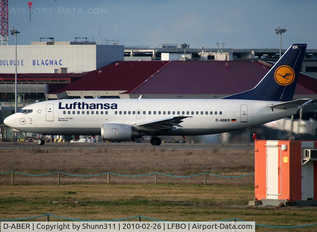 D-ABER, 1992 Boeing 737-330 C/N 26431, Lining up rwy 32R for departure at 'November 2'