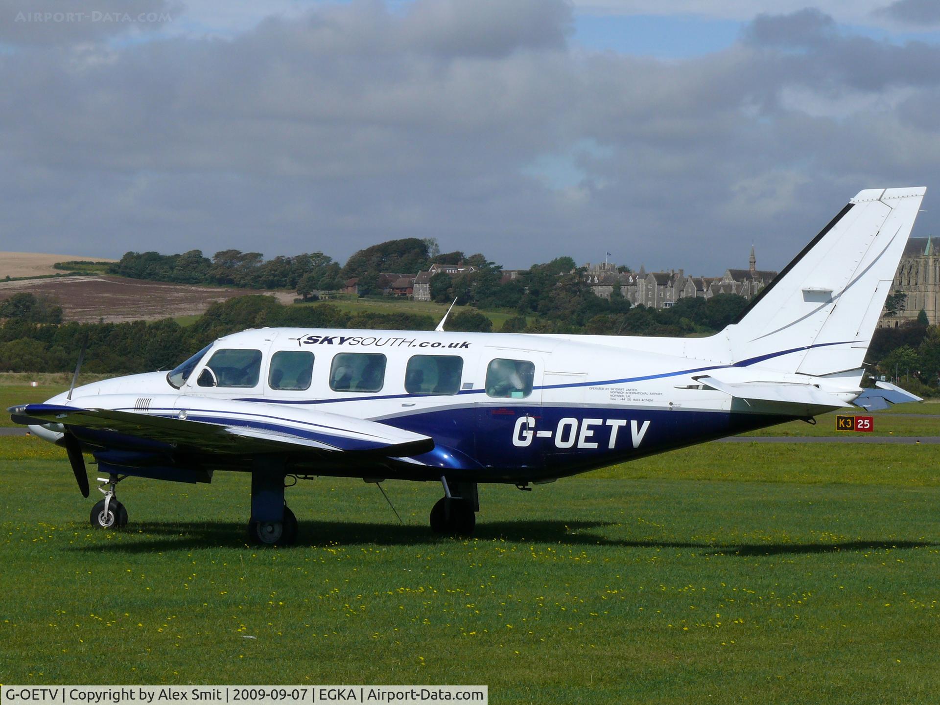 G-OETV, 1978 Piper PA-31-350 Chieftain C/N 31-7852073, Piper Pa31-350 Navajo Chieftan G-OETV Sky South