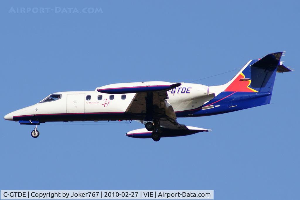 C-GTDE, 1976 Gates LearJet 35 C/N 35-057, Skyservice  Learjet 35