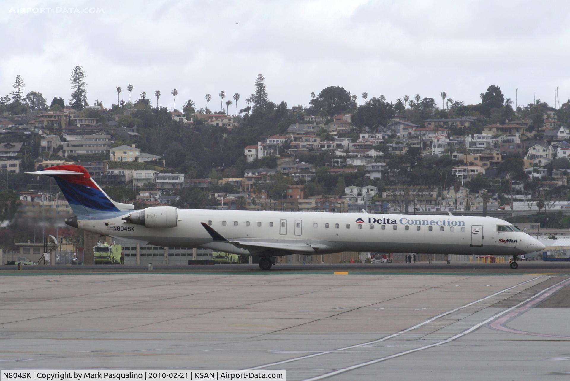 N804SK, 2006 Bombardier CRJ-900ER (CL-600-2D24) C/N 15067, CL600-2D24