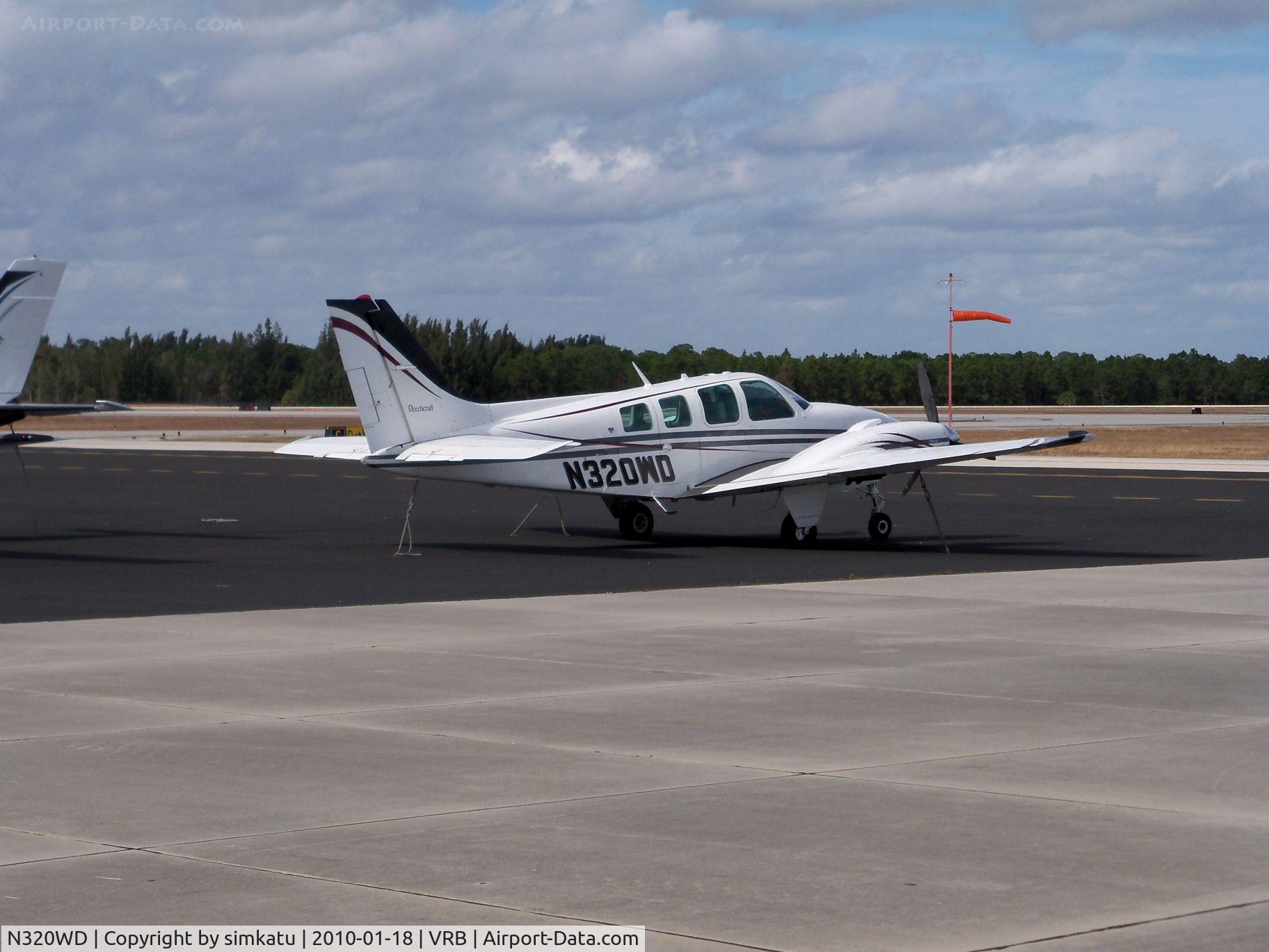 N320WD, 1974 Beech 58 Baron C/N TH-426, Beech at VRB