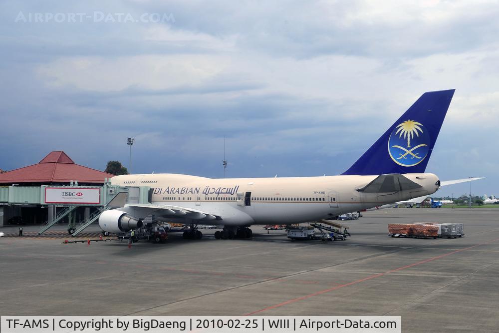TF-AMS, 1990 Boeing 747-481 C/N 24920, Parking at International Terminal Gate