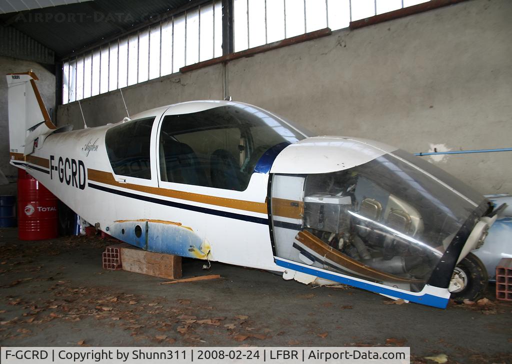 F-GCRD, Robin R-1180TD Aiglon C/N 248, Stored inside a hangar...