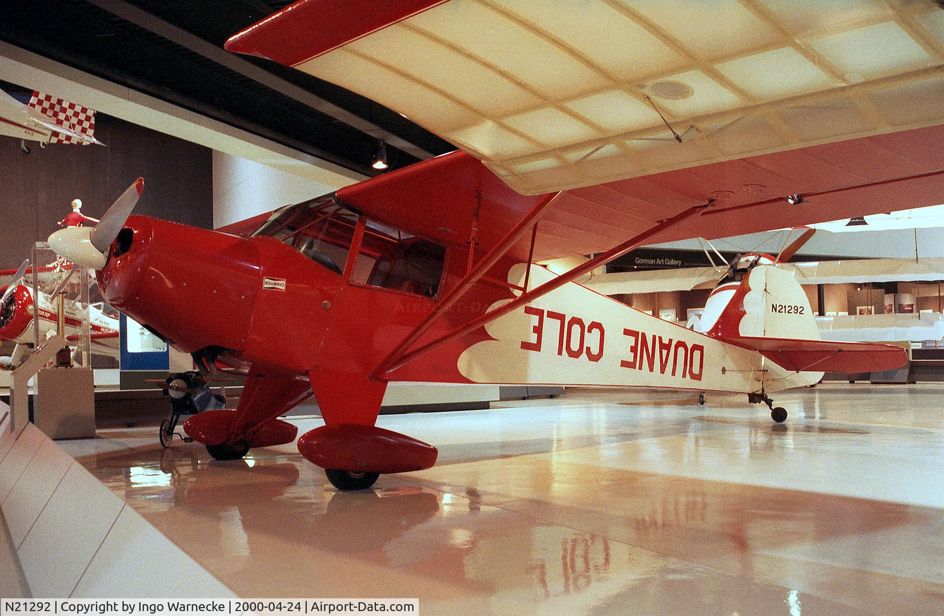 N21292, 1938 Taylorcraft BC C/N 1086, Taylorcraft BC at the EAA-Museum, Oshkosh WI