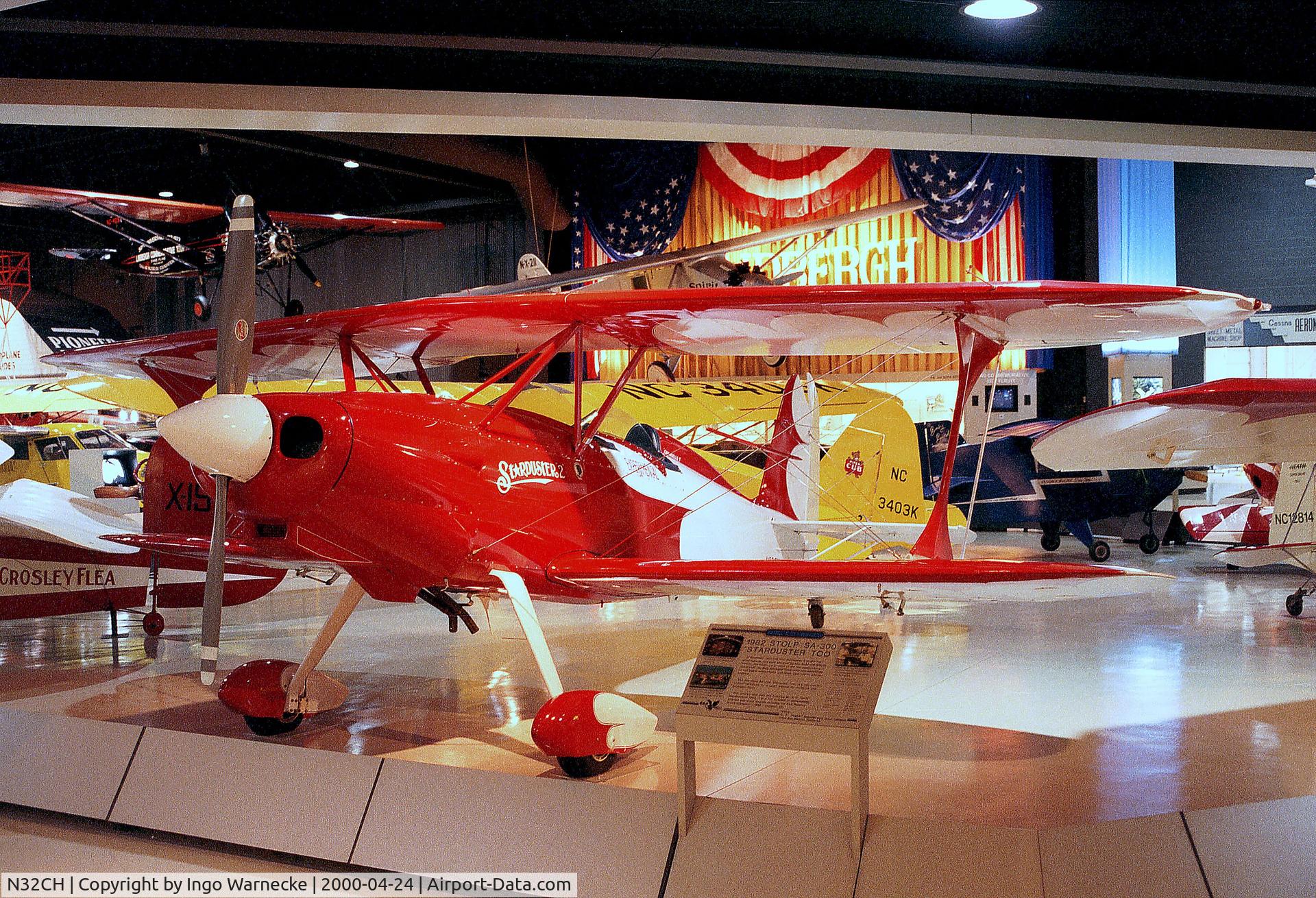 N32CH, 1981 Stolp SA-300 Starduster Too C/N 1961, Stolp (Henderson) Starduster 2 SA-300 at the EAA-Museum, Oshkosh WI