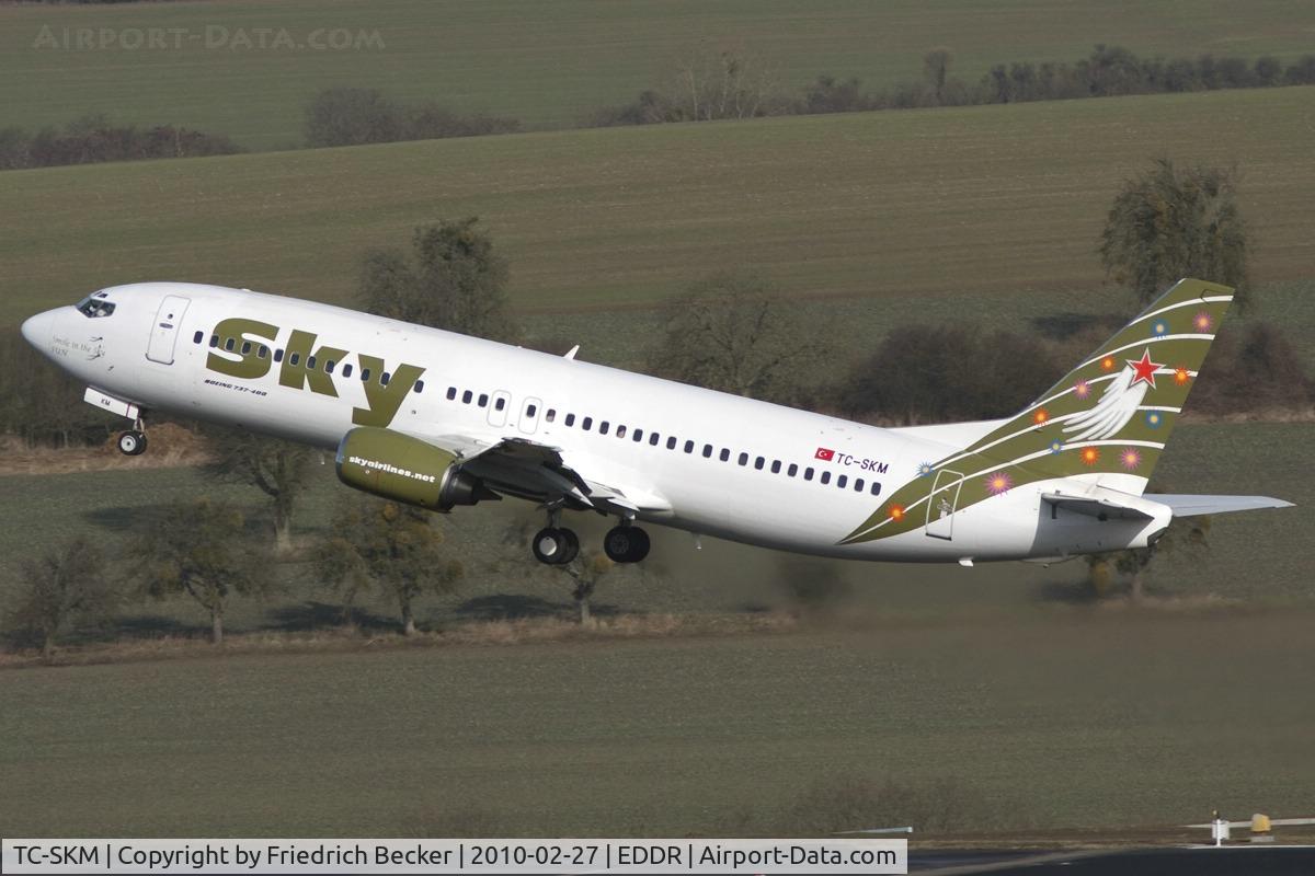 TC-SKM, 1997 Boeing 737-49R C/N 28882, smooth climb out