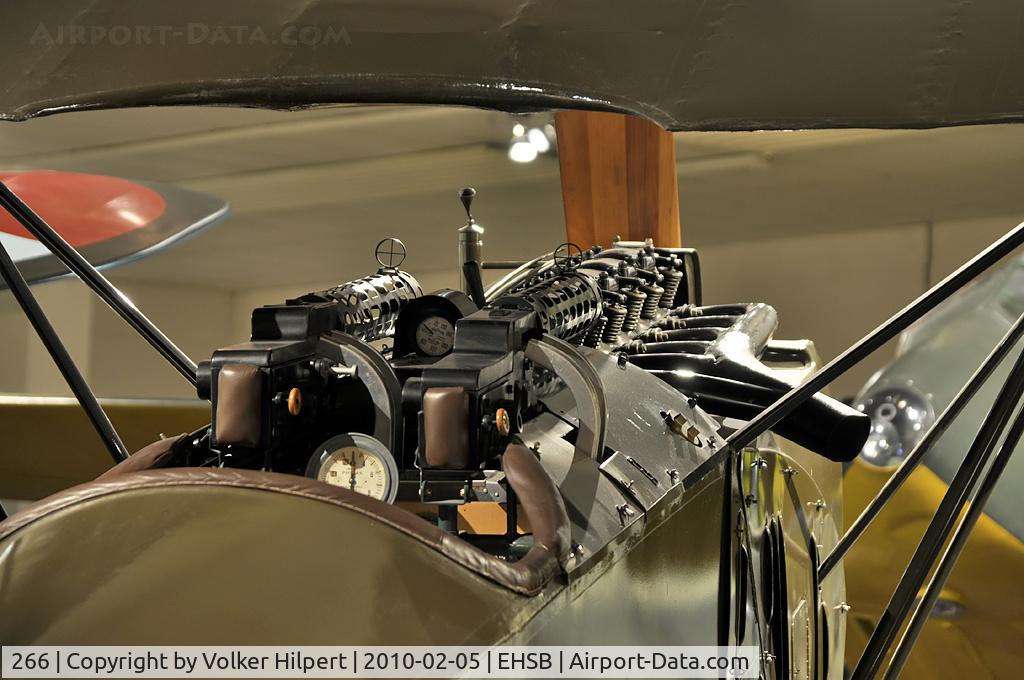 266, Pilatus PC-9M C/N 661, original Fokker D VII