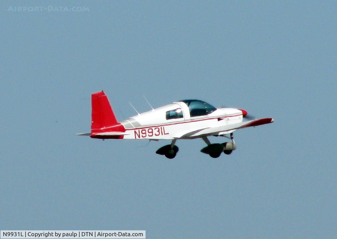 N9931L, 1973 Grumman American AA-1B Trainer C/N AA1B-0231, Off of runway 14 at Downtown Shreveport.