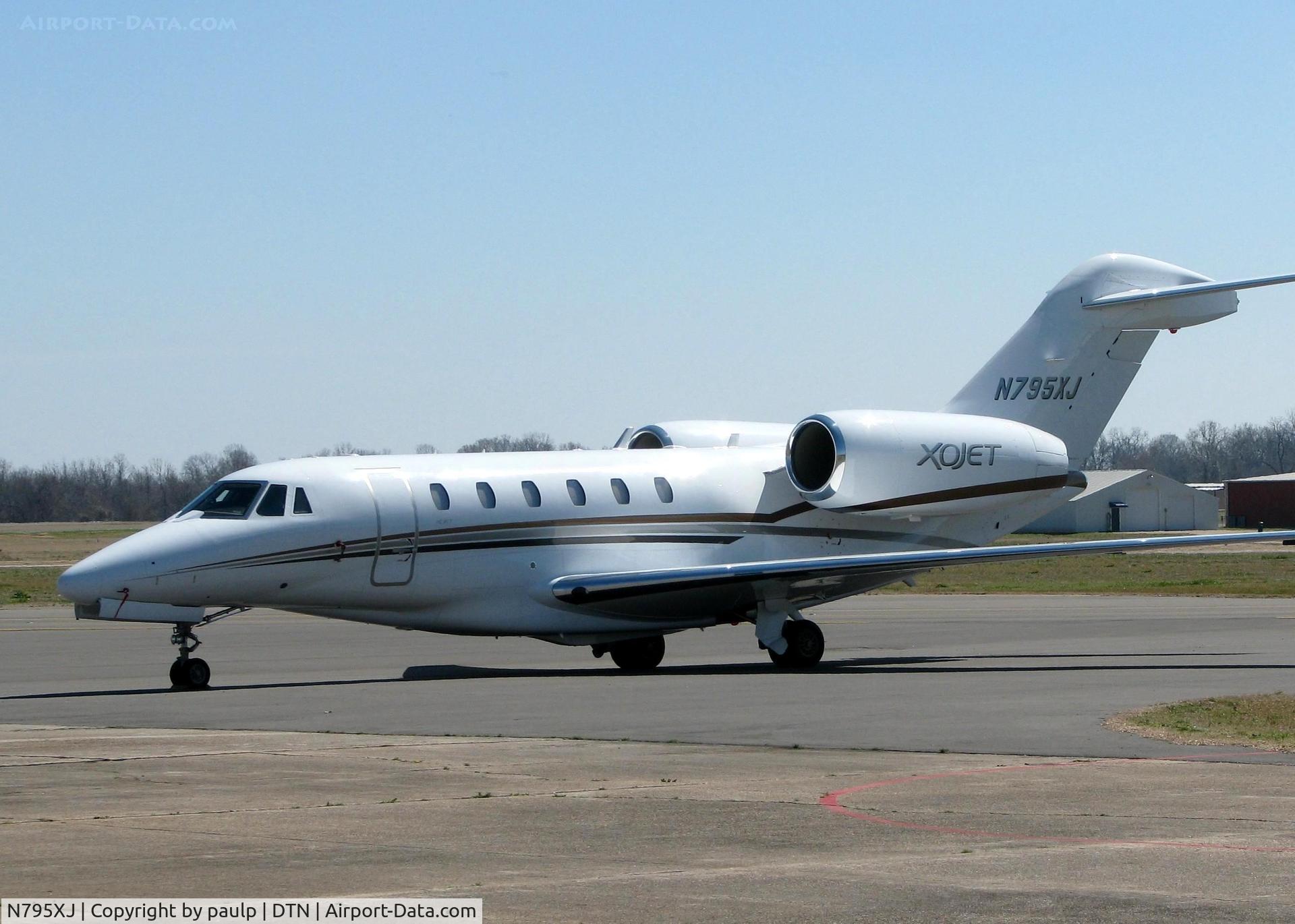 N795XJ, 2008 Cessna 750 Citation X C/N 750-0295, At Shreveport's Downtown Airport.