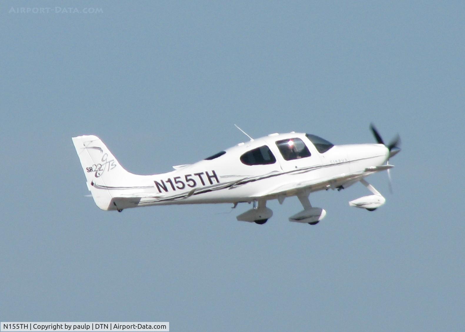 N155TH, 2006 Cirrus SR22 C/N 1965, Off of runway 14 at Downtown Shreveport.
