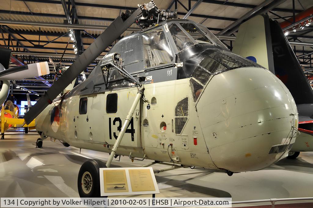 134, Sikorsky UH-34J Seabat C/N 58-1597, at Soesterberg
