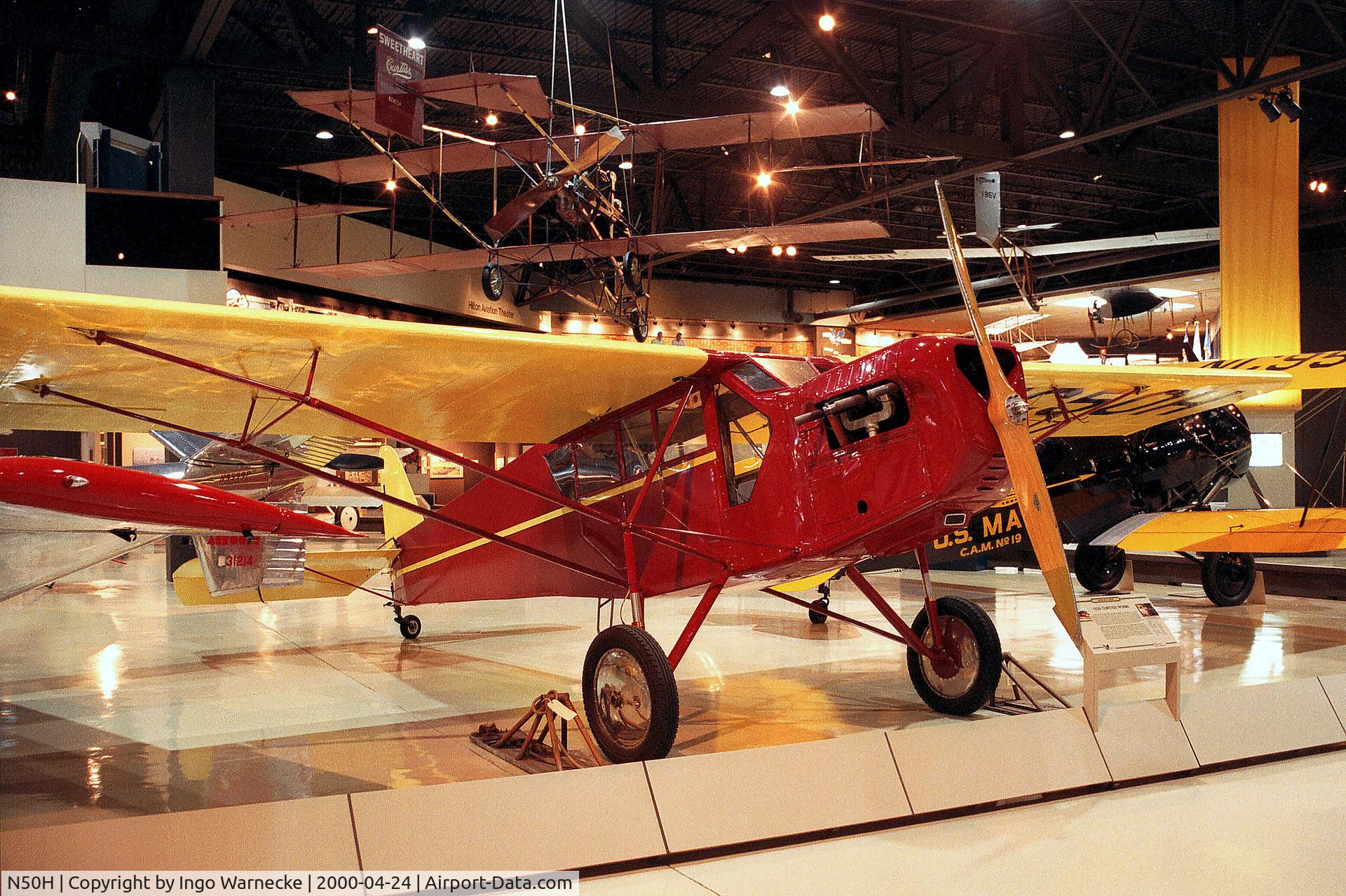 N50H, 1929 Curtiss-Wright Robin C/N 403, Curtiss-Wright Robin at the EAA-Museum, Oshkosh WI
