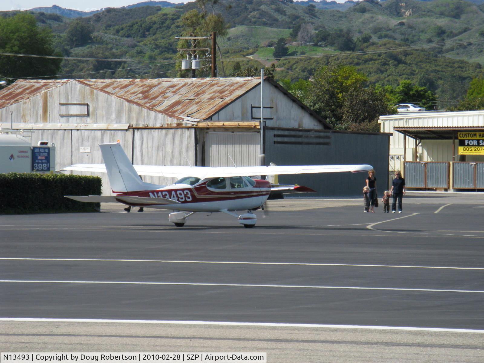 N13493, 1976 Cessna 177B Cardinal C/N 17702427, 1976 Cessna 177B CARDINAL, Lycoming O&VO-360 180 Hp, taxi