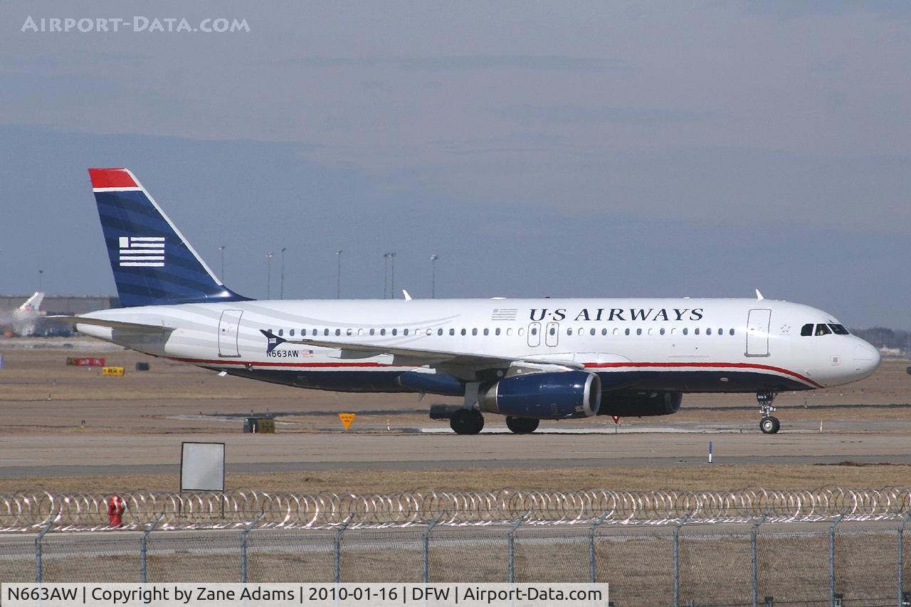 N663AW, 2001 Airbus A320-232 C/N 1419, US Airways at DFW airport