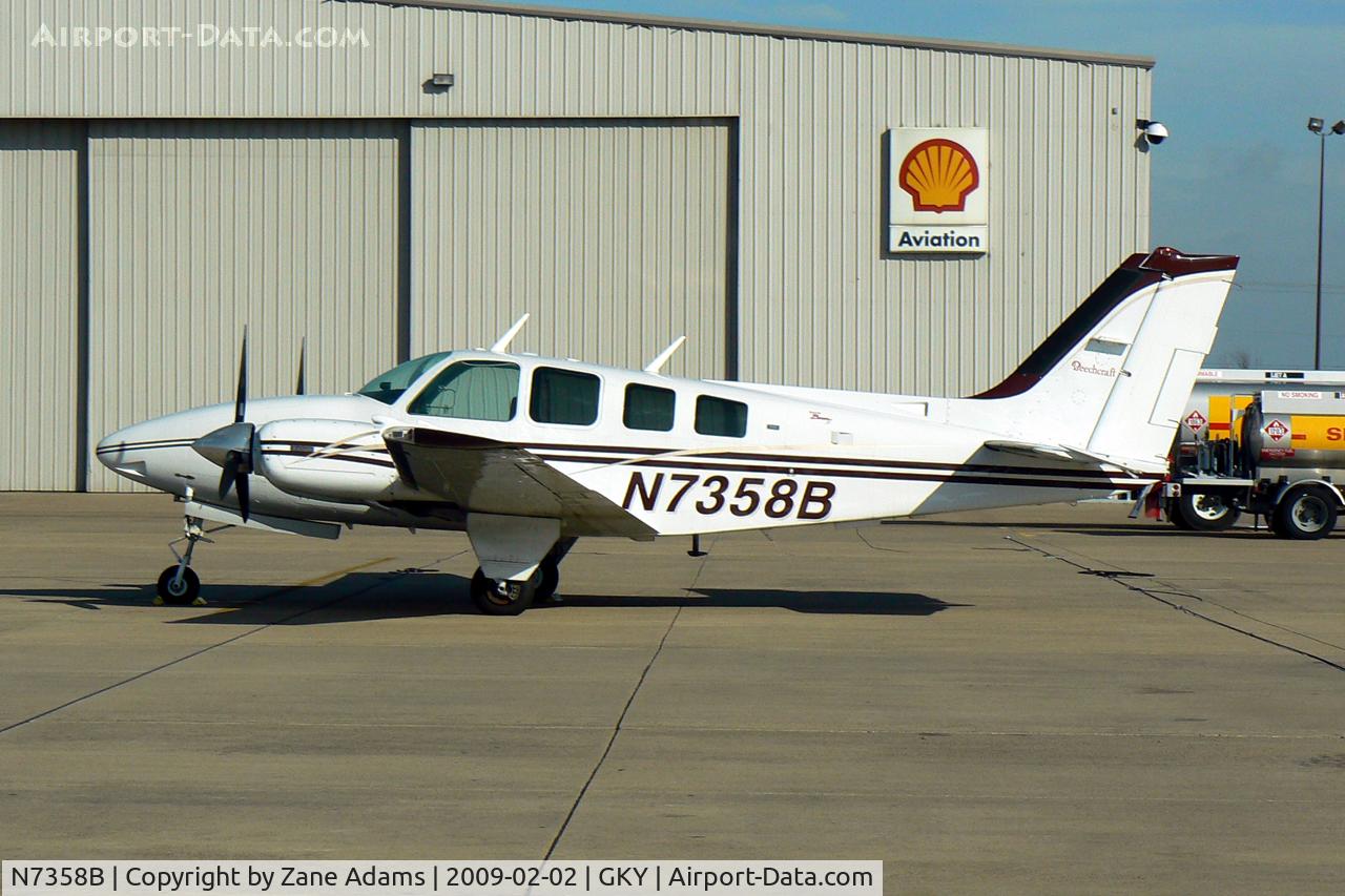 N7358B, 1973 Beech 58 Baron C/N TH-373, At Arlington Municipal