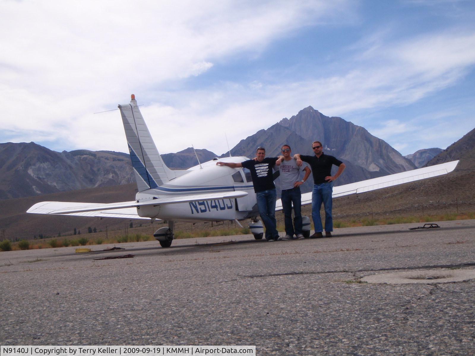 N9140J, 1966 Piper PA-28-180 C/N 28-3194, KMMH, dens. alt 9500