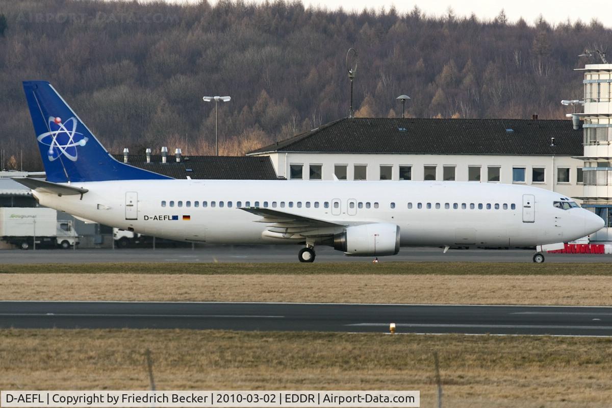 D-AEFL, 1992 Boeing 737-4Y0 C/N 25178, taxying to the stand